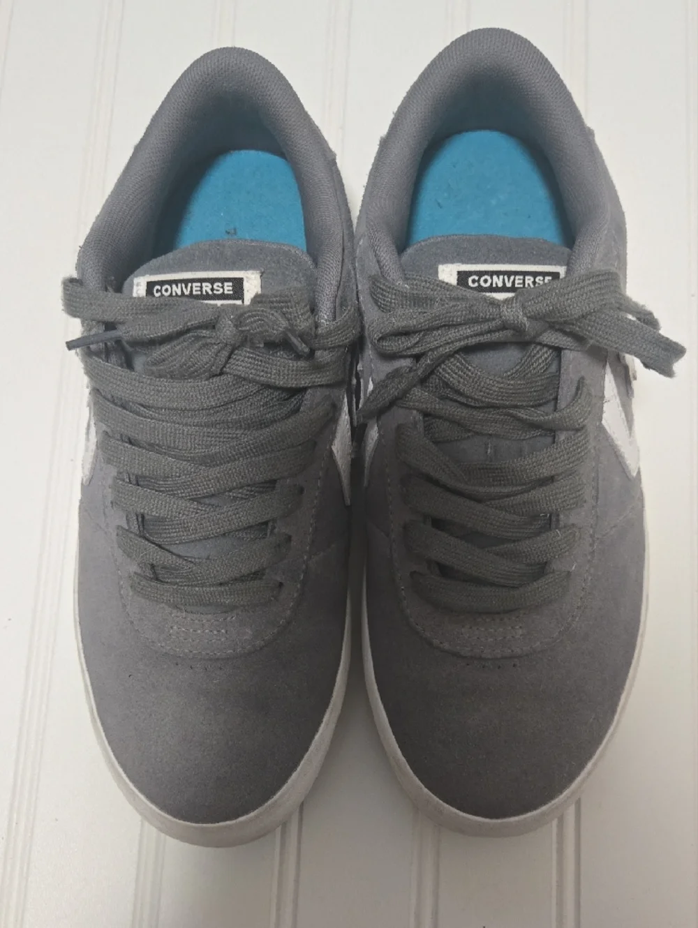 Converse Gray Suede One Star Sneakers with White Star / Size 9